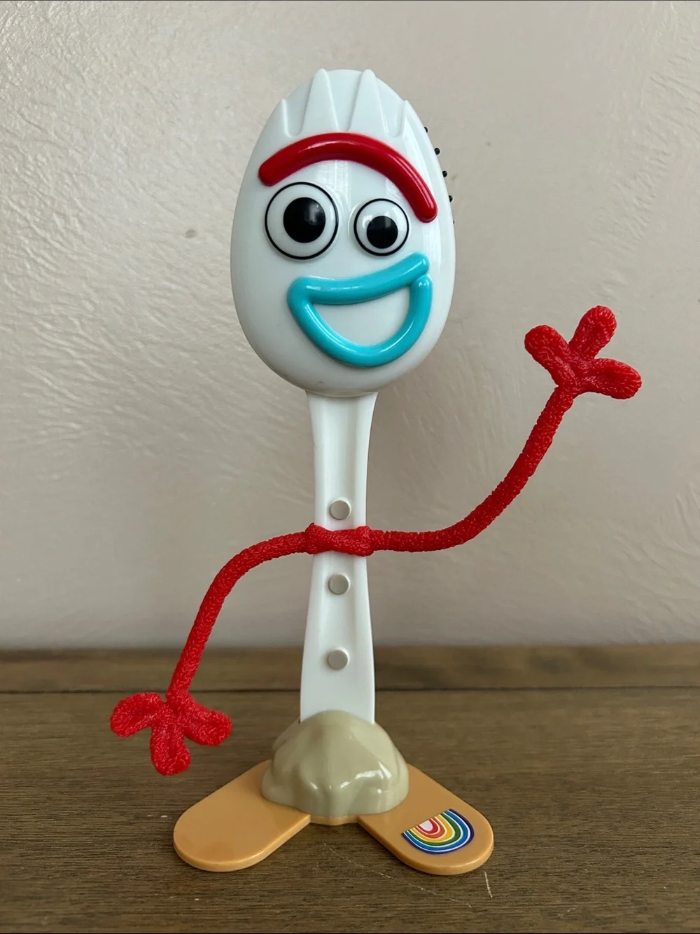 Toy Story 4 Pixar Character Forky Kids Hair Brush.  White With Red Hands.